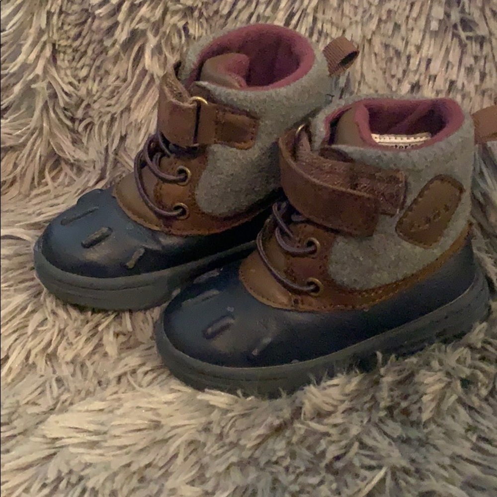 Carters Boots - Picture 3 of 3